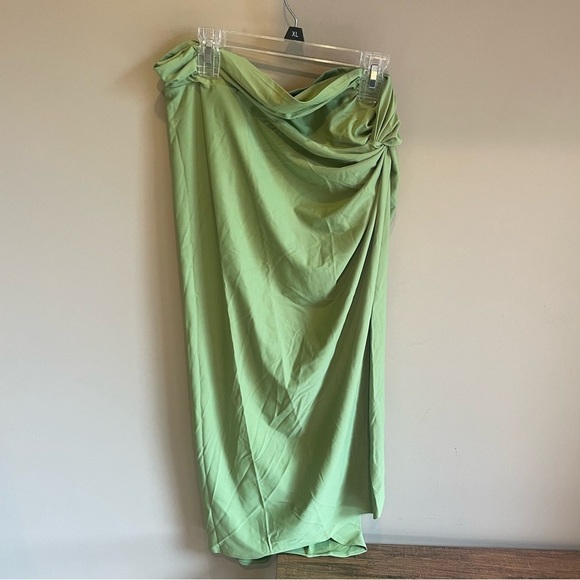 Coolibar NORTH BAY VILLAGE KNOT COVER-UP EARTH DAY GREEN Size Large - Picture 1 of 9
